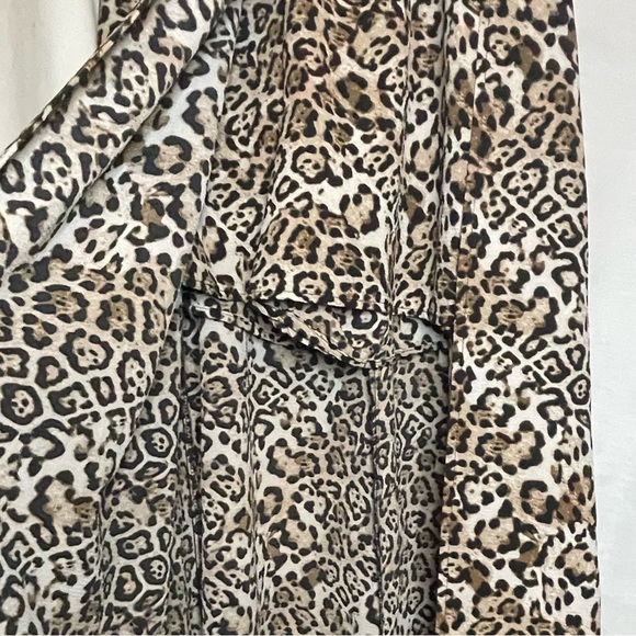 205 Collins Off the Shoulder Leopard Print Romper with Long Skirt Overlay Size S - Picture 7 of 16